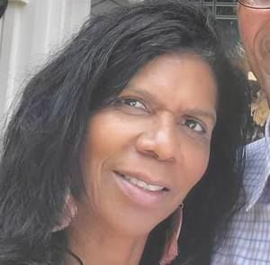 Meet your Posher, Beebee